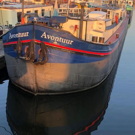 Intersail Hostel - Avontuur Амстердам Екстериор снимка