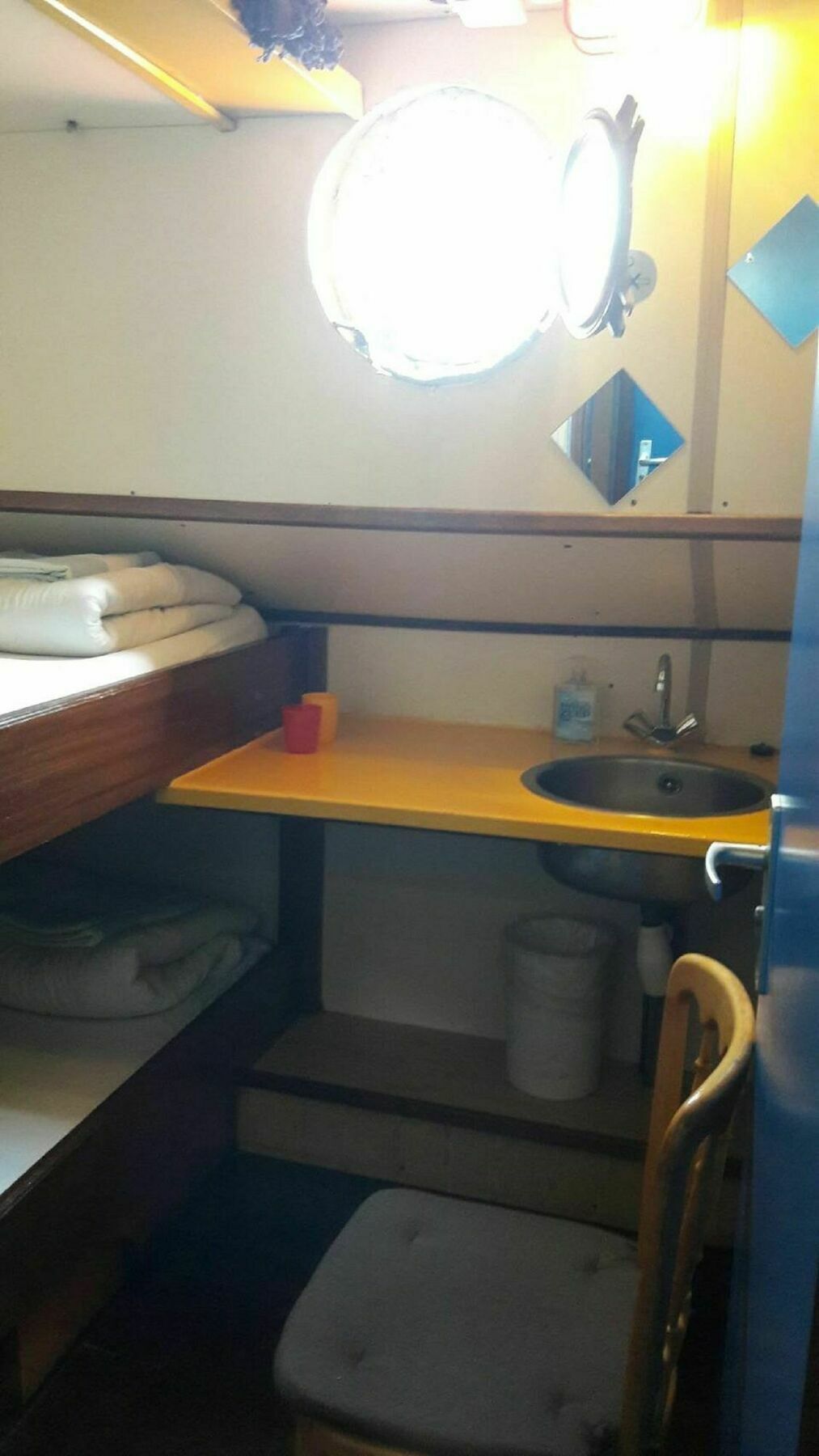 Intersail Hostel - Avontuur Амстердам Екстериор снимка
