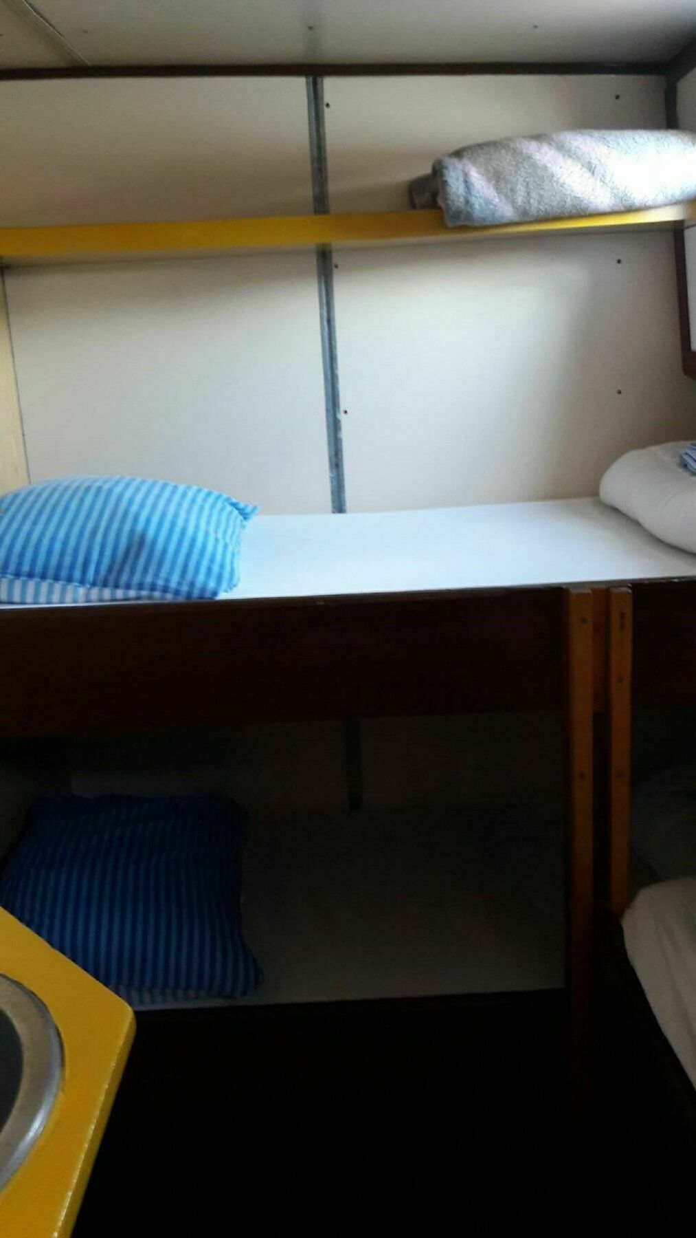 Intersail Hostel - Avontuur Амстердам Екстериор снимка